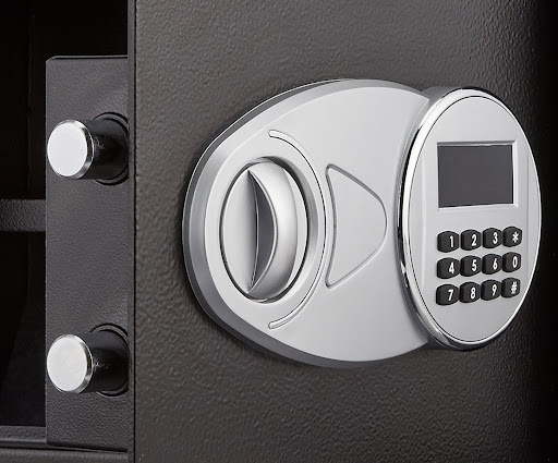 ویژگی‌ قفل‌های گاوصندوق: انتخاب هوشمندانه با اطمینان بیشتر